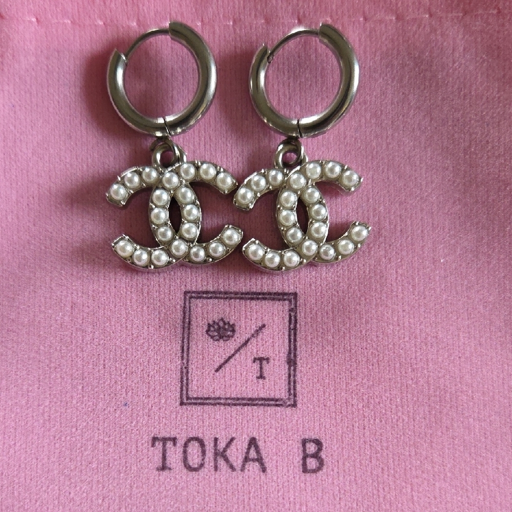 TOKA B Silver Earrings with Pearl Accents